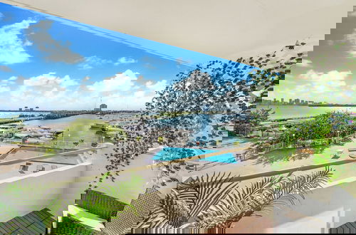 Photo 7 - Stunning Studio Bay Views & Parking