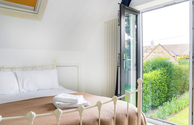Stunning 5 Bed in the Centre of Bourton - Foto 9
