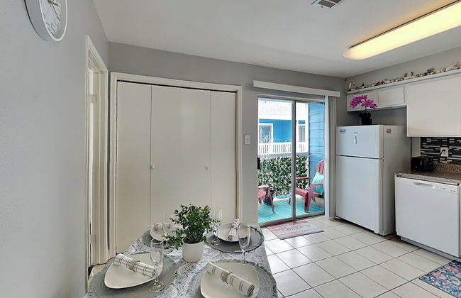 Palms at Cove View 1704 - Glowing Fun - Photo 12