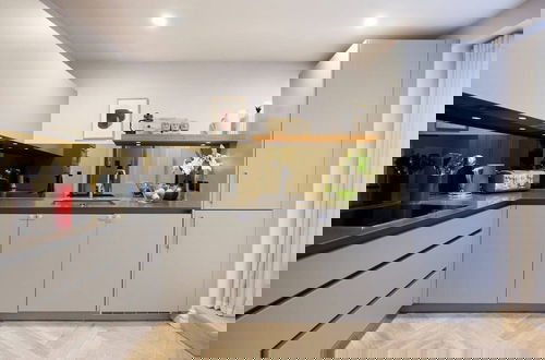 Foto 6 - The Bayswater Retreat - Adorable 3bdr Flat With Balcony