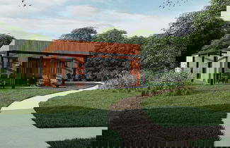 Foto 1 - Lodge With Lake View and air Conditioning, Near the Maasduinen