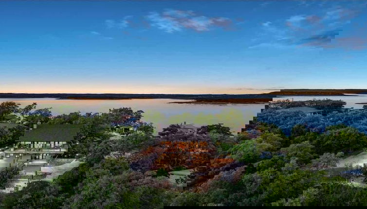 Foto 1 - Canyon Lakehouse Panoramic Lake Views With Firepit!
