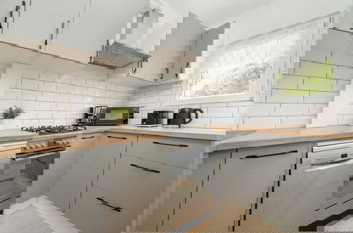 Foto 5 - Apartment at the Market by Renters