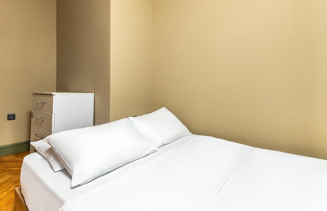 Chic Flat w Balcony BBQ 10 min to Emaar in Uskudar - Foto 21