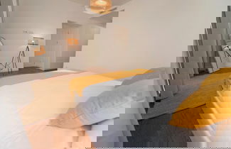 Foto 2 - Beach Waves Apartment