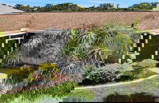 Foto 3 - Coral Sunshine - Large South Terrace With Pool spa