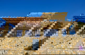 Foto 1 - Maritinas Stone Apartment On The Beach