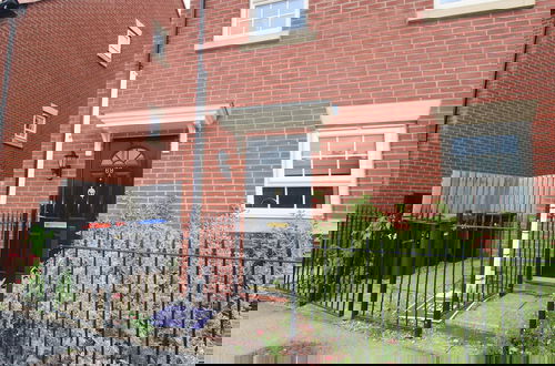 Photo 1 - Pavement House