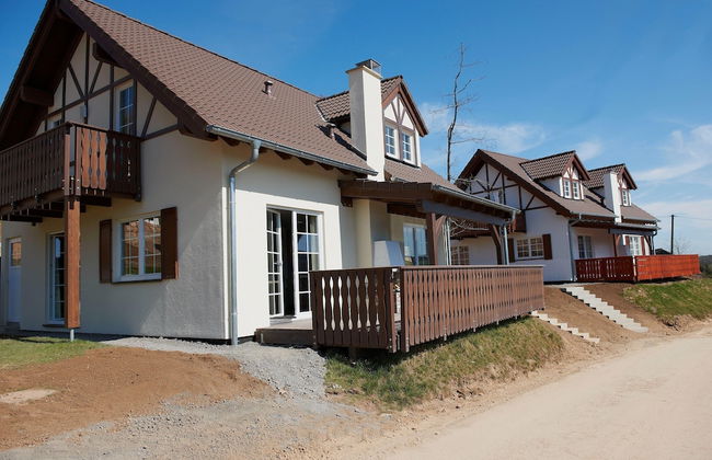 Luxury Villa with Fireplace near Reservoir in Nordeifel - Foto 1