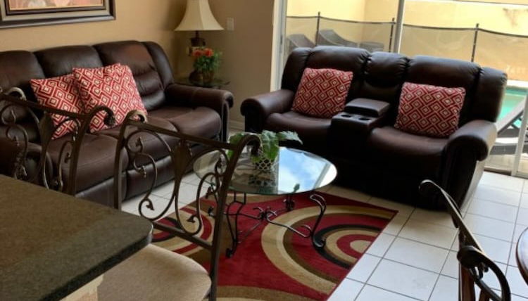 Foto 1 - 3 BR 2 Miles to Disney Pool Free Wifi and More