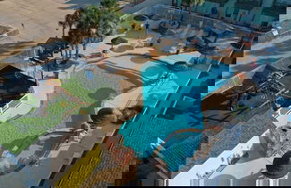 Foto 1 - Shared Resort-style Pool, Playground, Patio w/ Bar Tidal Times by Avantstay