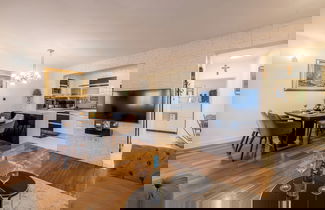 Foto 2 - Amigo 2-Bedroom Luxury Suite - Seaview