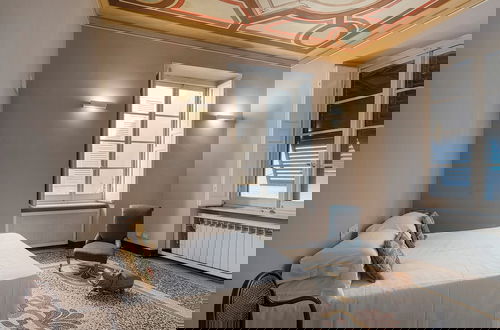 Foto 4 - Fancy Apartment in Palazzo Grimaldi