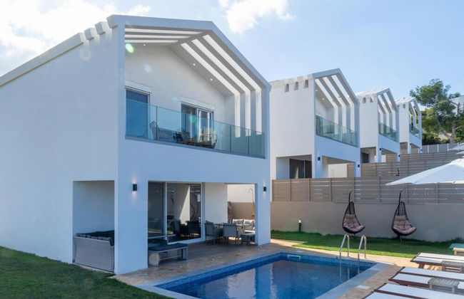 Pearl Nevelo Quality Villas - Photo 3