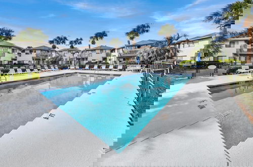 Foto 19 - Crystal Village II, Unit 19B