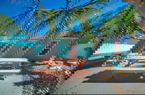 Foto 18 - Peachy Palm by Avantstay Huge Private Pool!