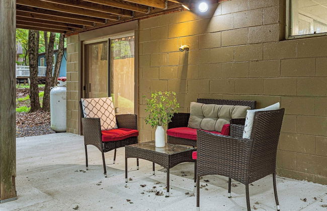 Frolic on Fern by Avantstay Enclosed Deck w/ Forest Views, Bar - Foto 27