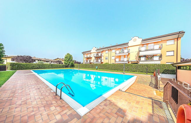 Le Primule F6 con piscina - Foto 1