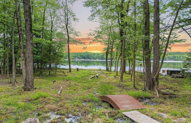 Tavern at the Woods by Avantstay Lakefront Views, Hot Tub, Firepit, Game Room - Foto 50