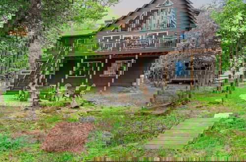 Foto 22 - Tavern at the Woods by Avantstay Lakefront Views, Hot Tub, Firepit, Game Room