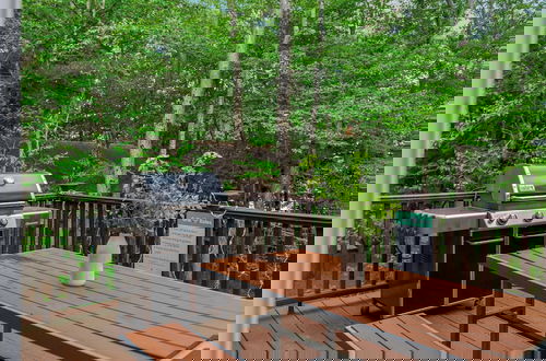 Foto 39 - Tavern at the Woods by Avantstay Lakefront Views, Hot Tub, Firepit, Game Room
