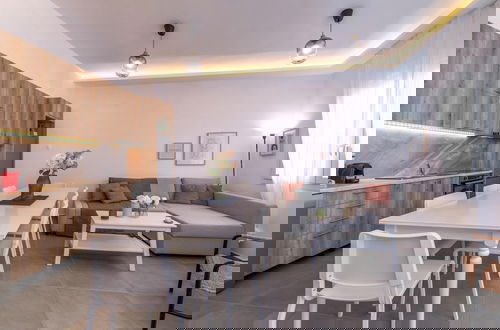 Photo 3 - Venezian View Apartment