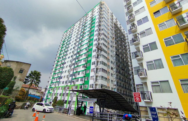 Spacious Classic Studio At Jarrdin Cihampelas Apartment - Foto 24