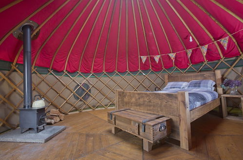 Foto 1 - Charming Yurt in Kelburn Estate Near Largs