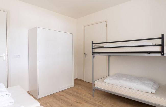 Lovely Apartment on Ameland Near Nes - Photo 41