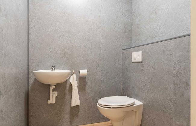 Luxurious 20-person Apartment on Ameland - Photo 24