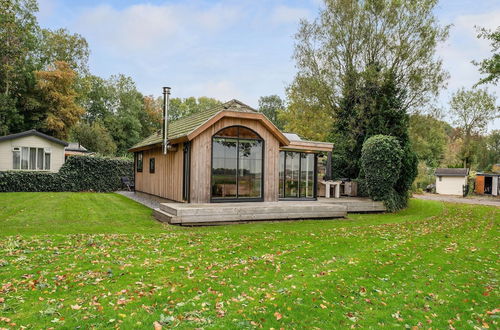 Photo 34 - Fantastic Chalet Near Open Waterways, hot tub