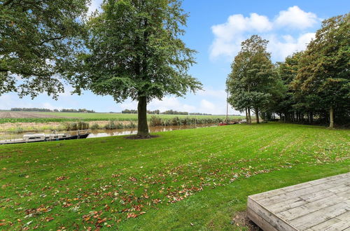 Photo 40 - Fantastic Chalet Near Open Waterways, hot tub