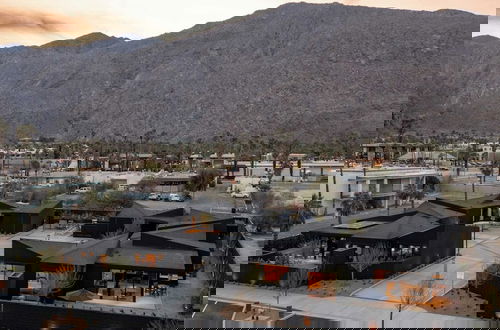 Photo 55 - Blackhaus Suites by AvantStay – Modern Comfort in Downtown Palm Springs