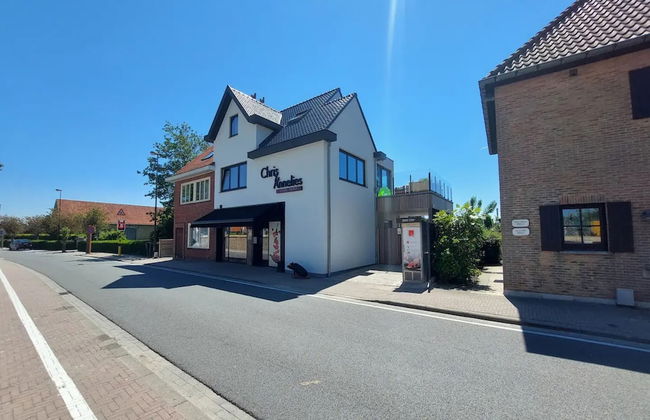 Holiday Home in Zuienkerke With Terrace - Photo 1