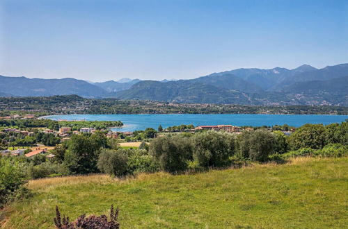 Photo 27 - Villa Vittoria con Vista Lago e Piscina by Wonderful Italy