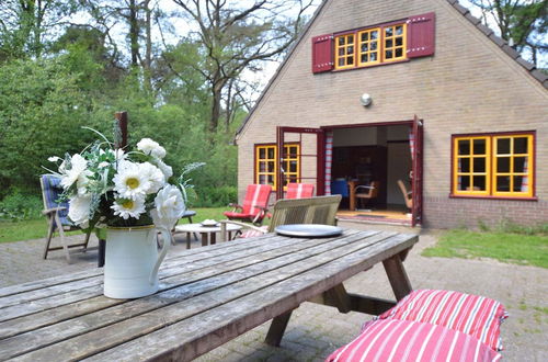 Photo 14 - Cozy Holiday Home near Forest in Zuidwolde