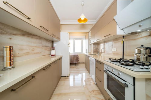 Photo 9 - Spacious Apartment Near Lara Beach in Muratpasa