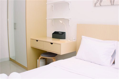 Photo 3 - Comfortable Design 1Br Apartment At Vasanta Innopark