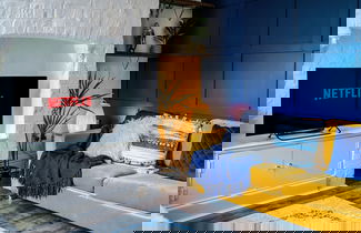 Photo 17 - R&R Character Victorian 4-Bedroom Home