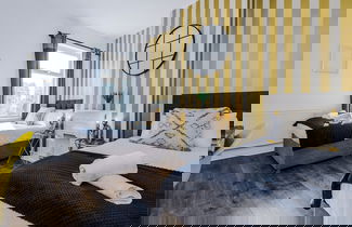 Photo 5 - R&R Character Victorian 4-Bedroom Home