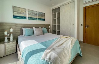 Photo 2 - Luxury 2 bed Condo Just Steps From the Beach