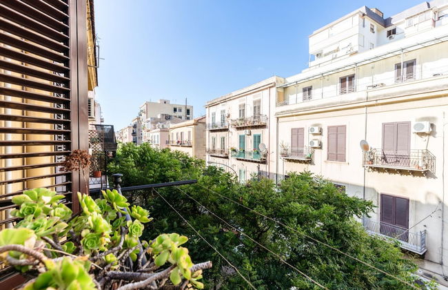 Casa Dante With Balcony by Wonderful Italy - Photo 17