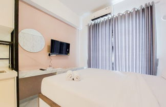 Foto 2 - Comfy And New Studio At Sky House Bsd Apartment