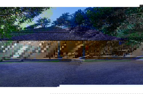 Foto 79 - Dutch Colonial Period Villa In Contemporary Style