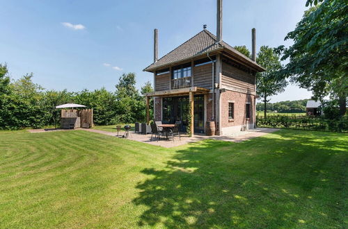 Photo 37 - Lush Holiday Home With a Private Hot Tub