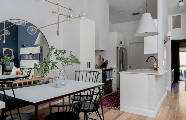 Quiet Convenient and Modern Haven - Foto 15