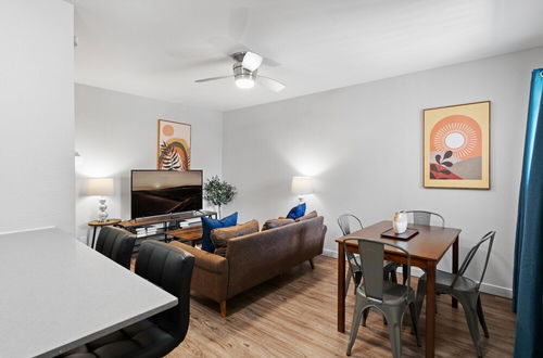 Photo 24 - Stylish 1BR Near UT Highland Evonify