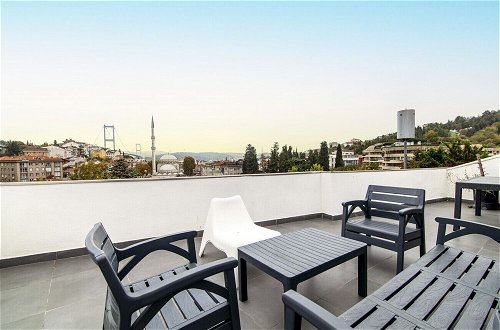 Photo 2 - Sleek House With a Lovely Terrace in Besiktas