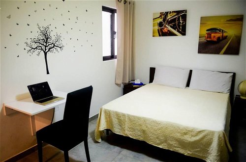 Photo 3 - Modern and Homely Apartment in Marsaskala