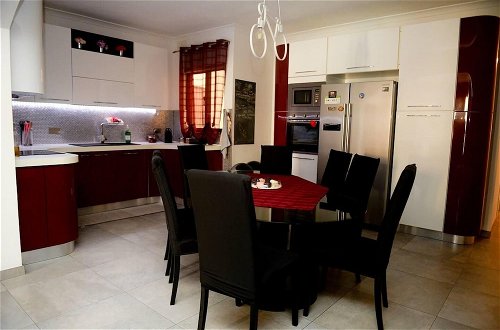 Foto 14 - Modern and Homely Apartment in Marsaskala